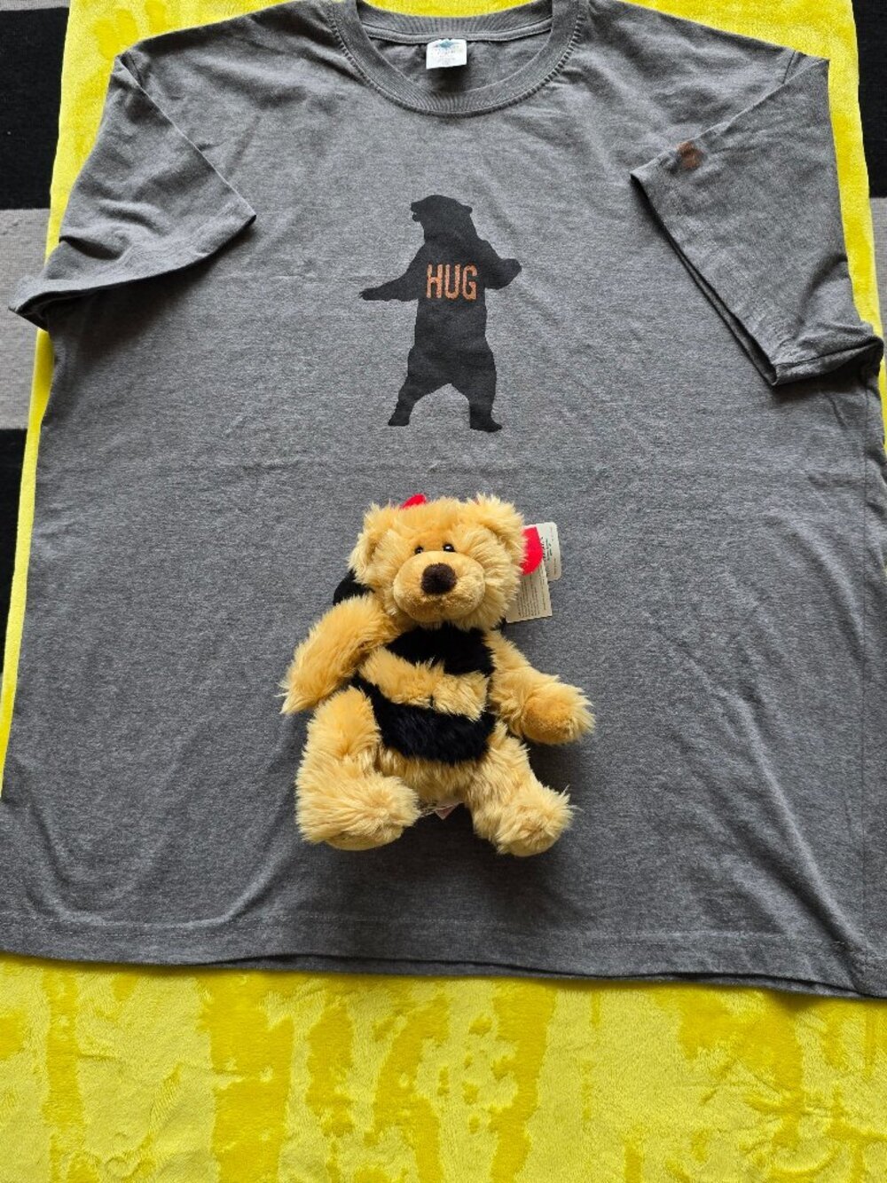The Hug set, Japer T shirt and NWT RUSS Breezy bear